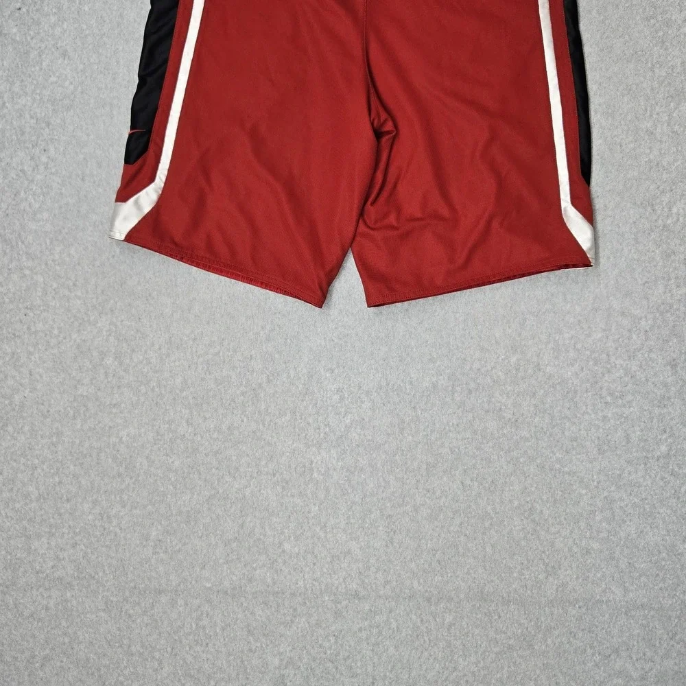 Nike Men Activewear Shorts M Red Basketball H5NAC 11
